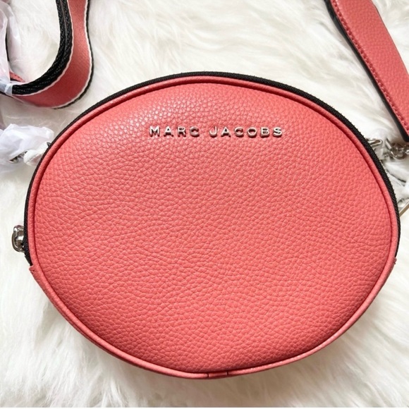 New! MARC JACOBS Logo The Rewind Leather Crossbody Bag in Salmon Pink - Picture 5 of 14